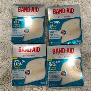 Band-Aid Hydro Seal Waterproof Adhesive Bandages